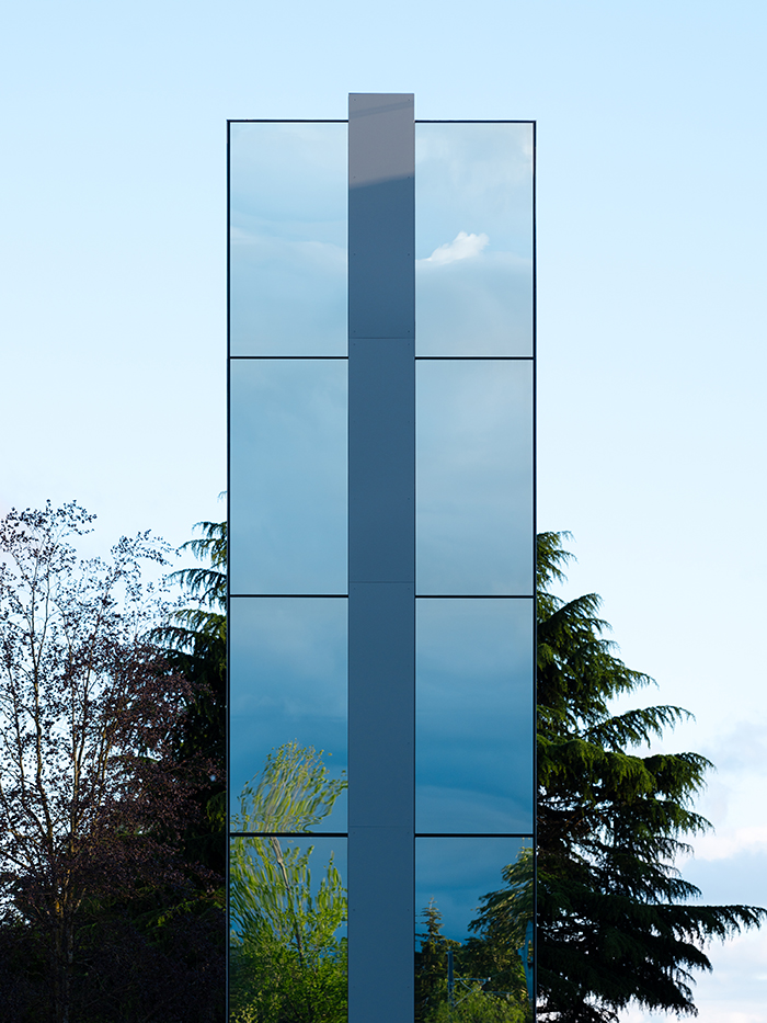 Artwork at Bellevue station